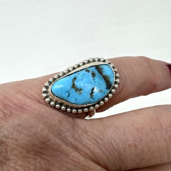Sterling Silver Teardrop-shaped  Turquoise ring - Picture 3 of 7